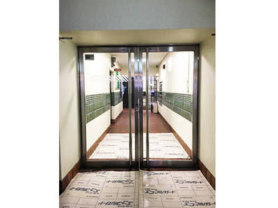 大阪市内某マンション様手動ドアから自動ドア装置へフロントサッシ＆自動ドア装置新設工事