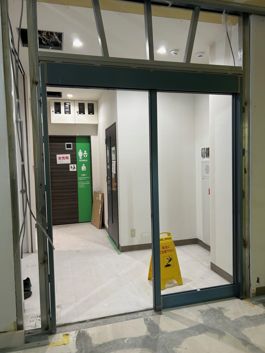フロントサッシ施工完了
