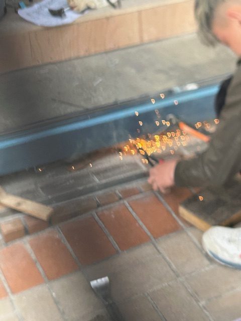 溶接中