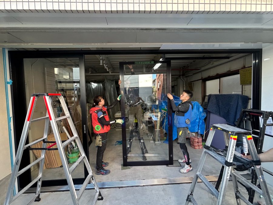 施工中
