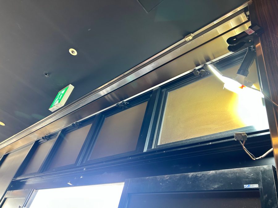 既存自動ドア装置撤去後