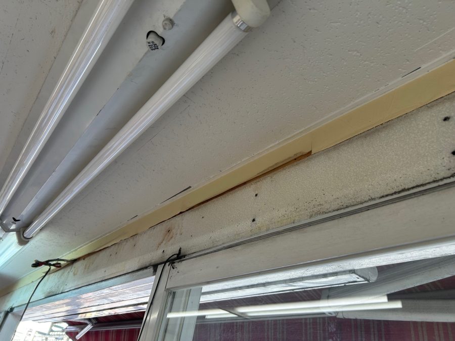 既存自動ドア装置撤去後