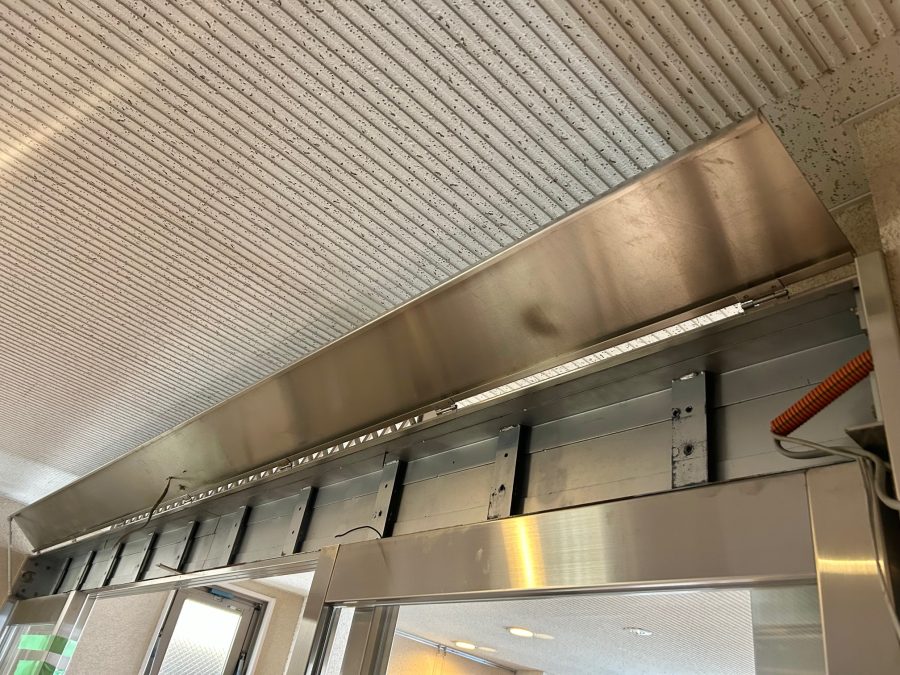 既存自動ドア装置撤去後