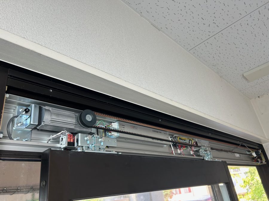 自動ドア装置施工完了