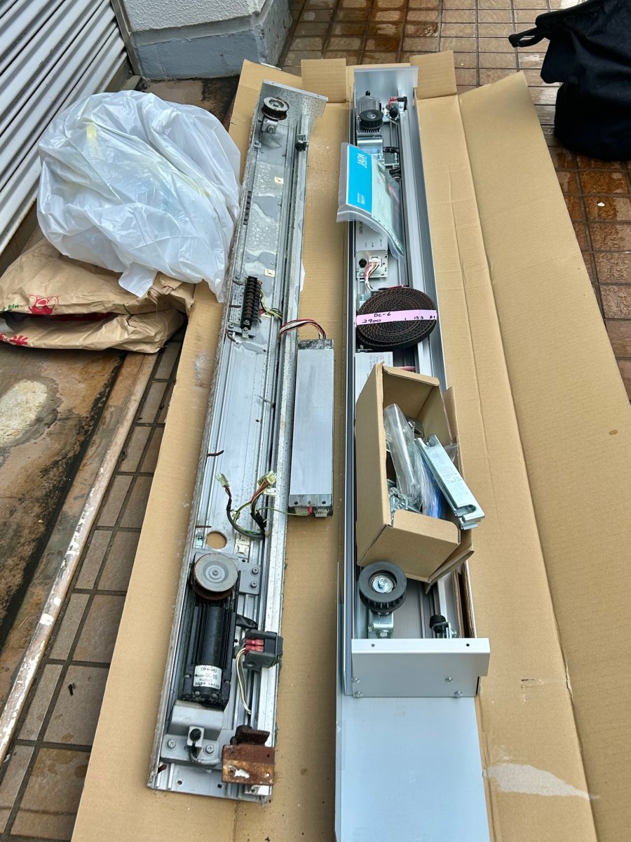 新旧自動ドア装置