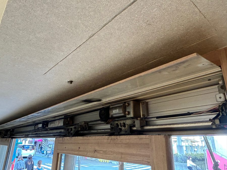 既存自動ドア装置撤去前