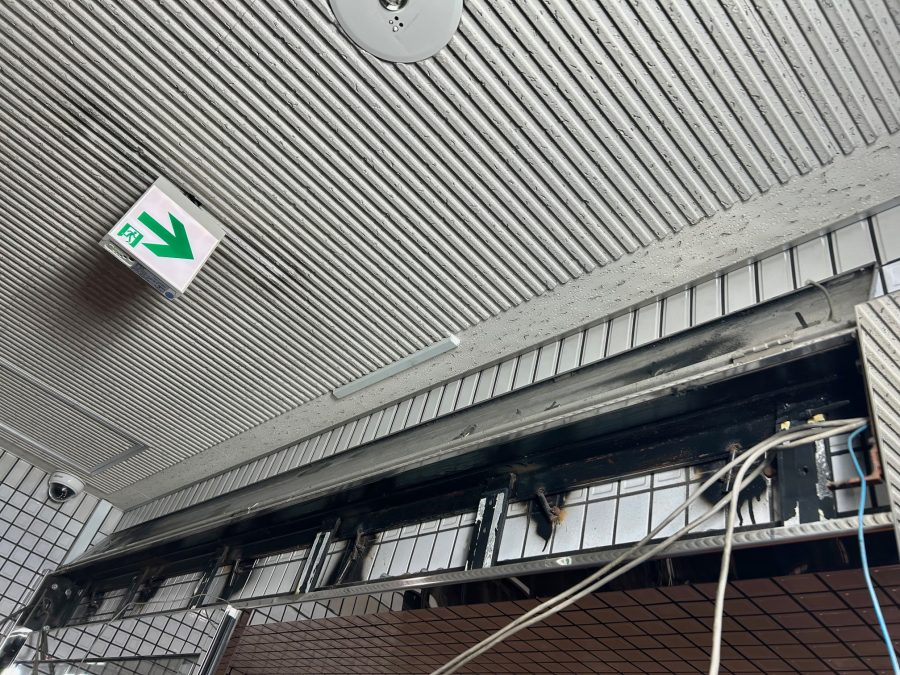 既存自動ドア装置撤去後