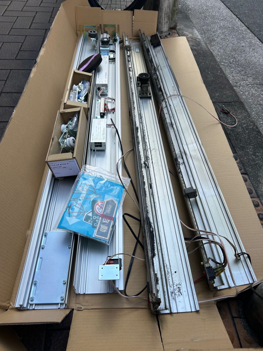 新旧自動ドア装置