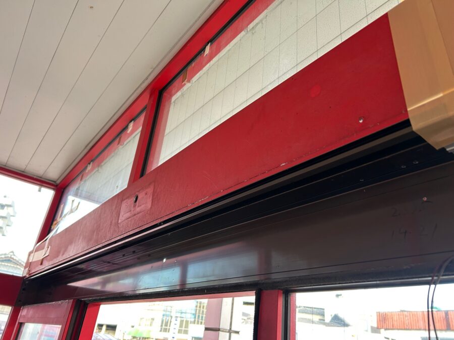 既存自動ドア装置撤去後